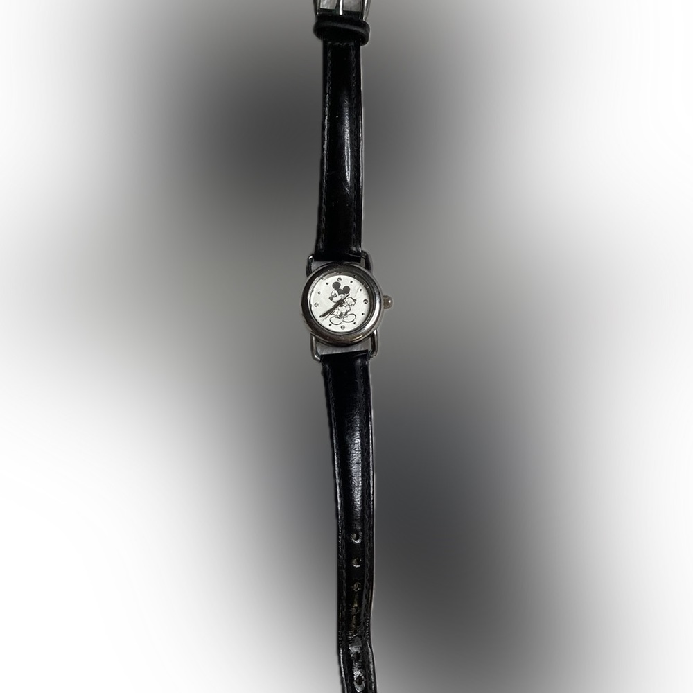 Disney Vintage Mickey Mouse Watch #MC0229 Black Leather Silver